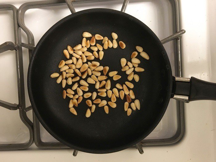 toasted-pine-nuts